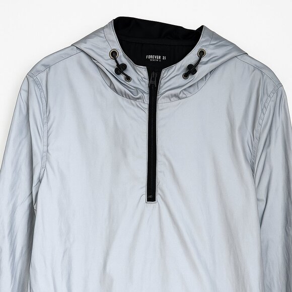 Forever 21 Men’s Reflective Hooded Windbreaker Jacket M Silver Gray Pullover Zip - Picture 2 of 8